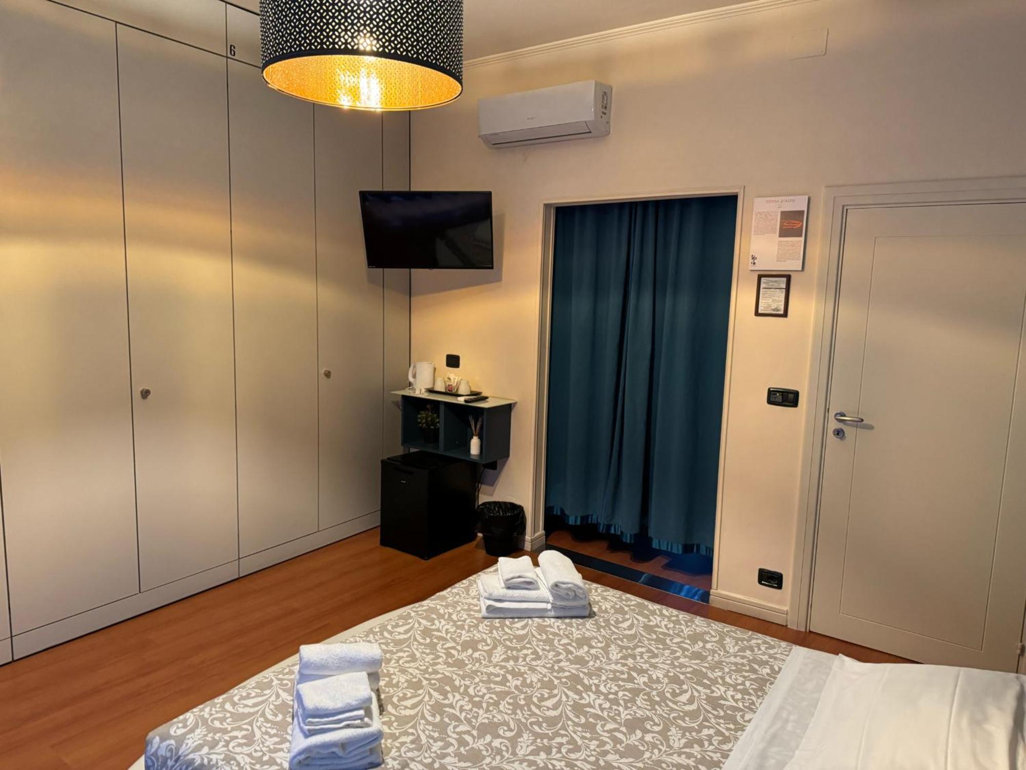 Guest house Bracco & - Boutique Nel Centro Storico Di